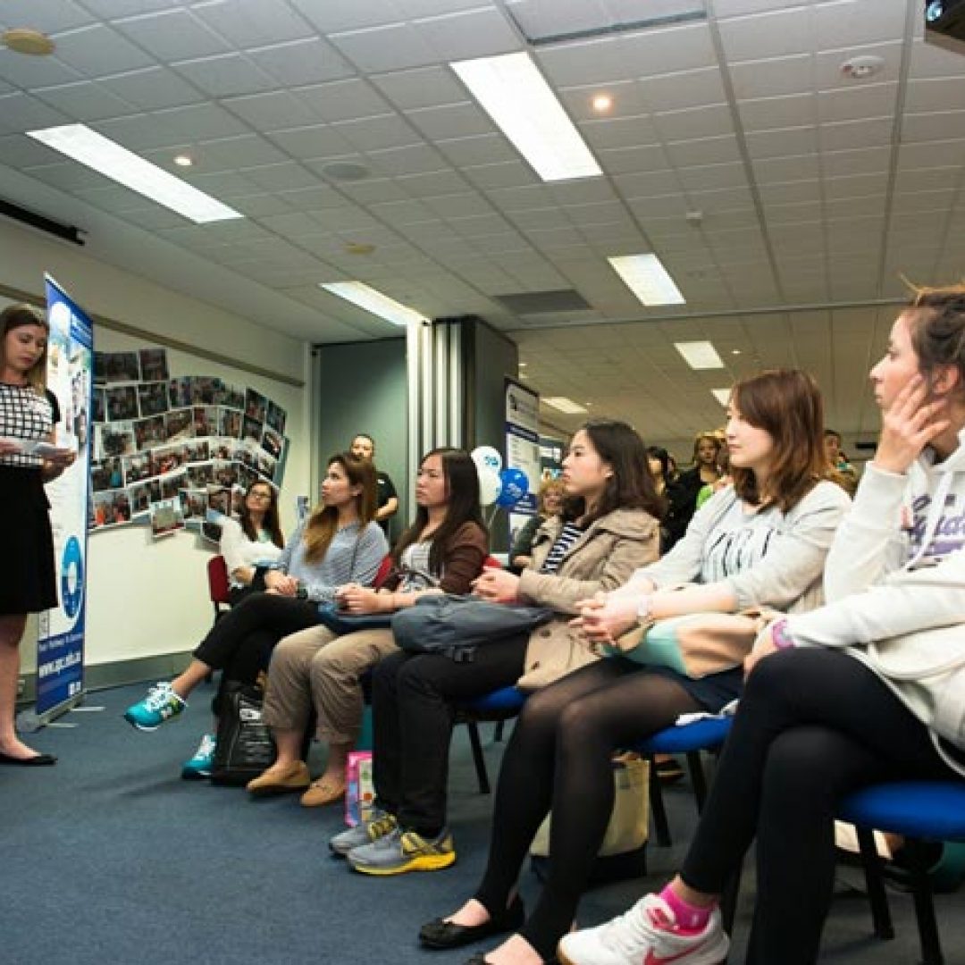 teaching at australian pacific college (apc), australia