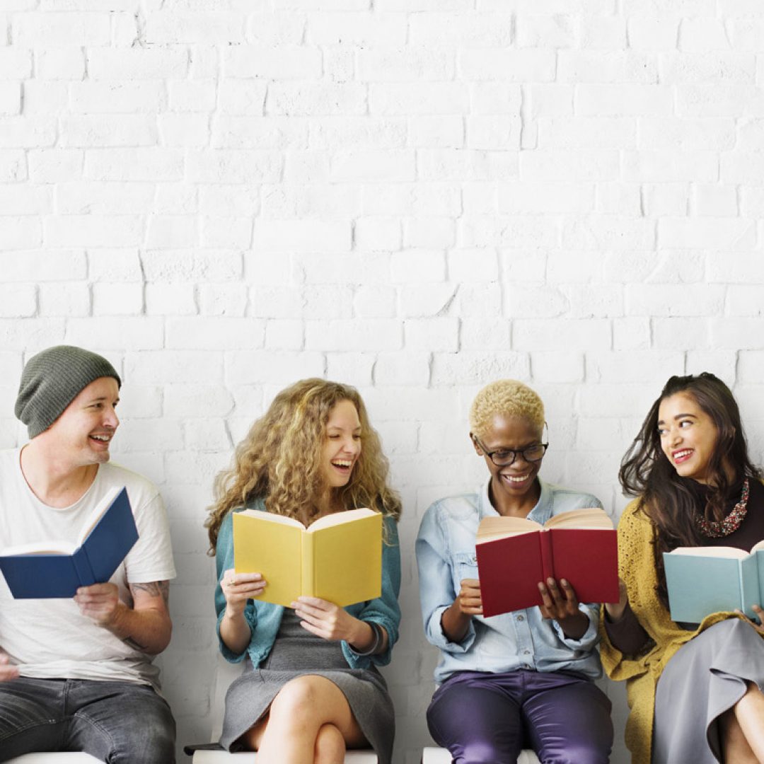 students read books