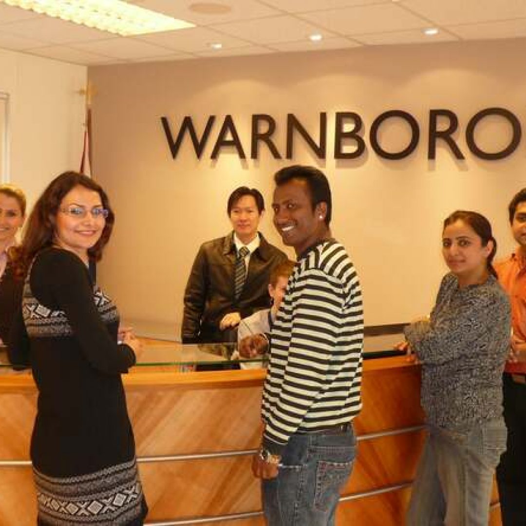 Warnborough College Wise English, United Kingdom foto depan resepsionis Warnborough College Wise English, United Kingdom